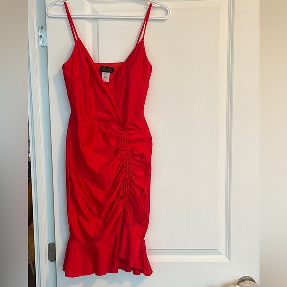 Hot Miami Styles Mini Dress - Picture 4 of 4